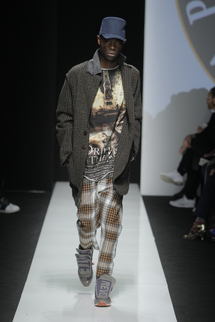 VIVIENNE WESTWOOD Fall/Winter 2014-2015