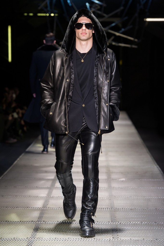 Versace (Men) Fall/Winter 2015-2016