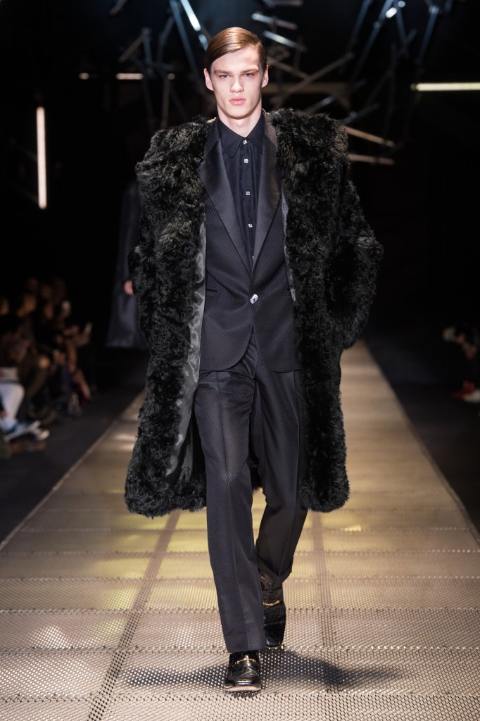 Versace (Men) Fall/Winter 2015-2016