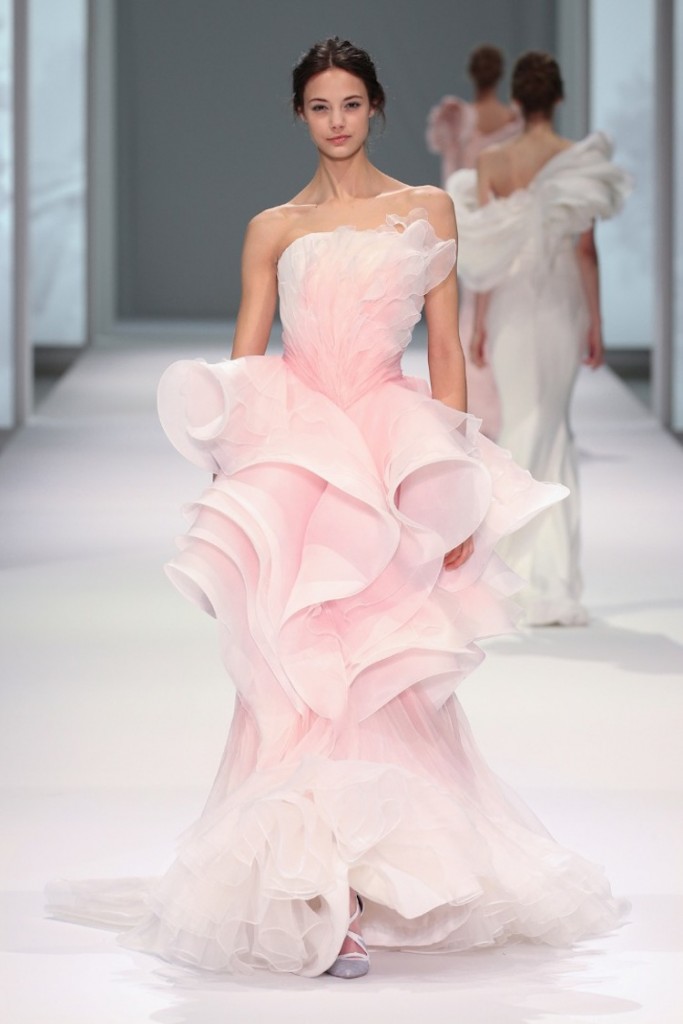 RALPH & RUSSO HAUTE COUTURE Spring/Summer 2015