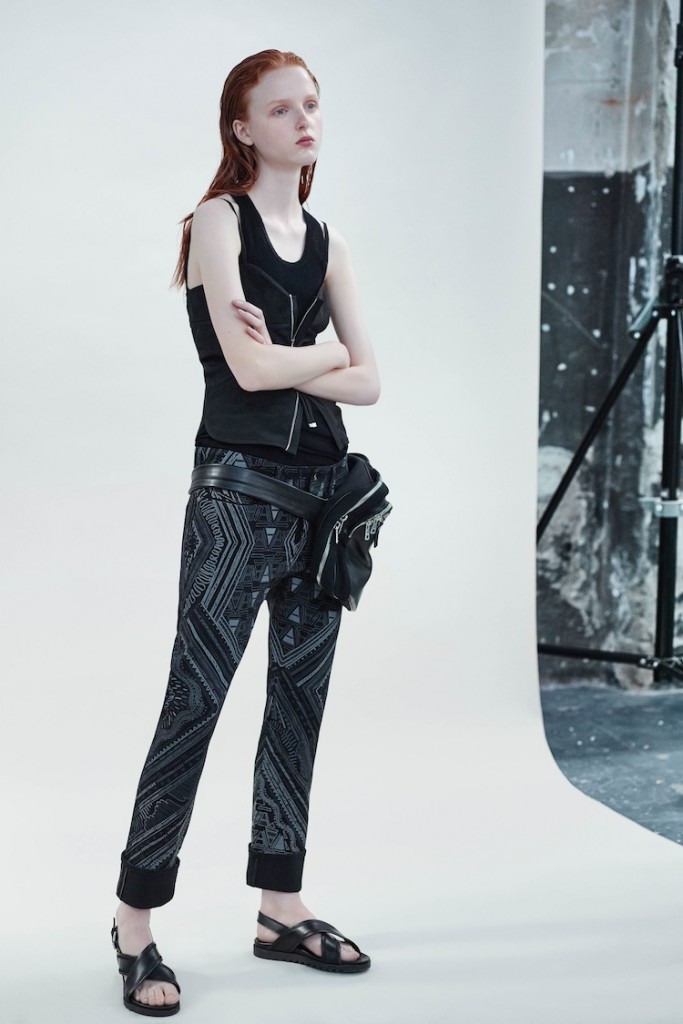 DIESEL BLACK GOLD: Resort Spring 2016