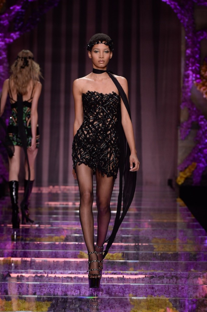 ATELIER VERSACE - Fall Winter 2015/16