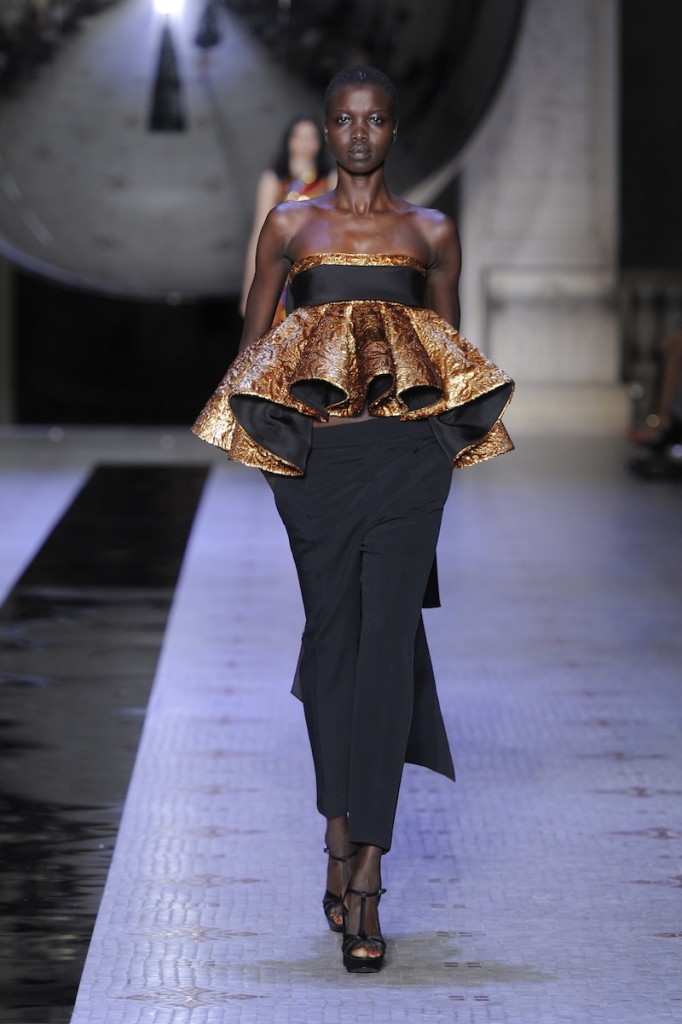 DICE KAYEK HAUTE COUTURE - Fall Winter 2015/16