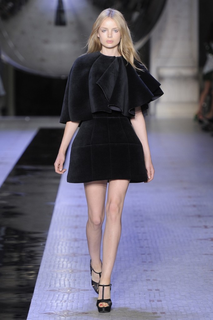 DICE KAYEK HAUTE COUTURE - Fall Winter 2015/16