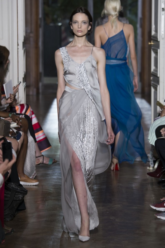 YIQING YIN HAUTE COUTURE - Fall Winter 2015/16