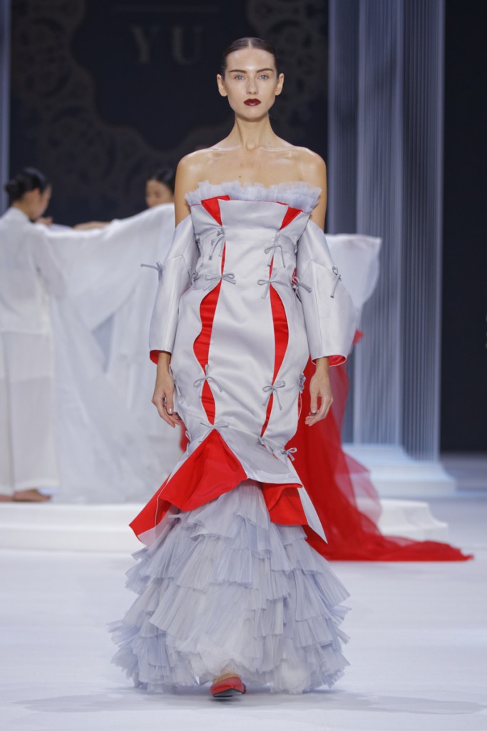 LAN YU COUTURE - Fall Winter 2015/16