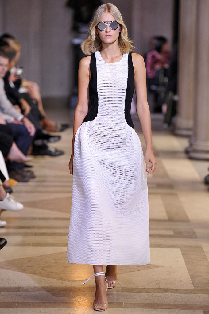 CAROLINA HERRERA SPRING/SUMMER 2016