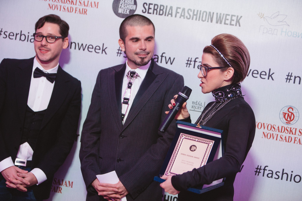IVANA MISIC (right) Winner of the Most Promising Designer Award with Rozario Morabito of Vogue Talents (left) and L.A. Fashoin Week President Erik Rosete (center)