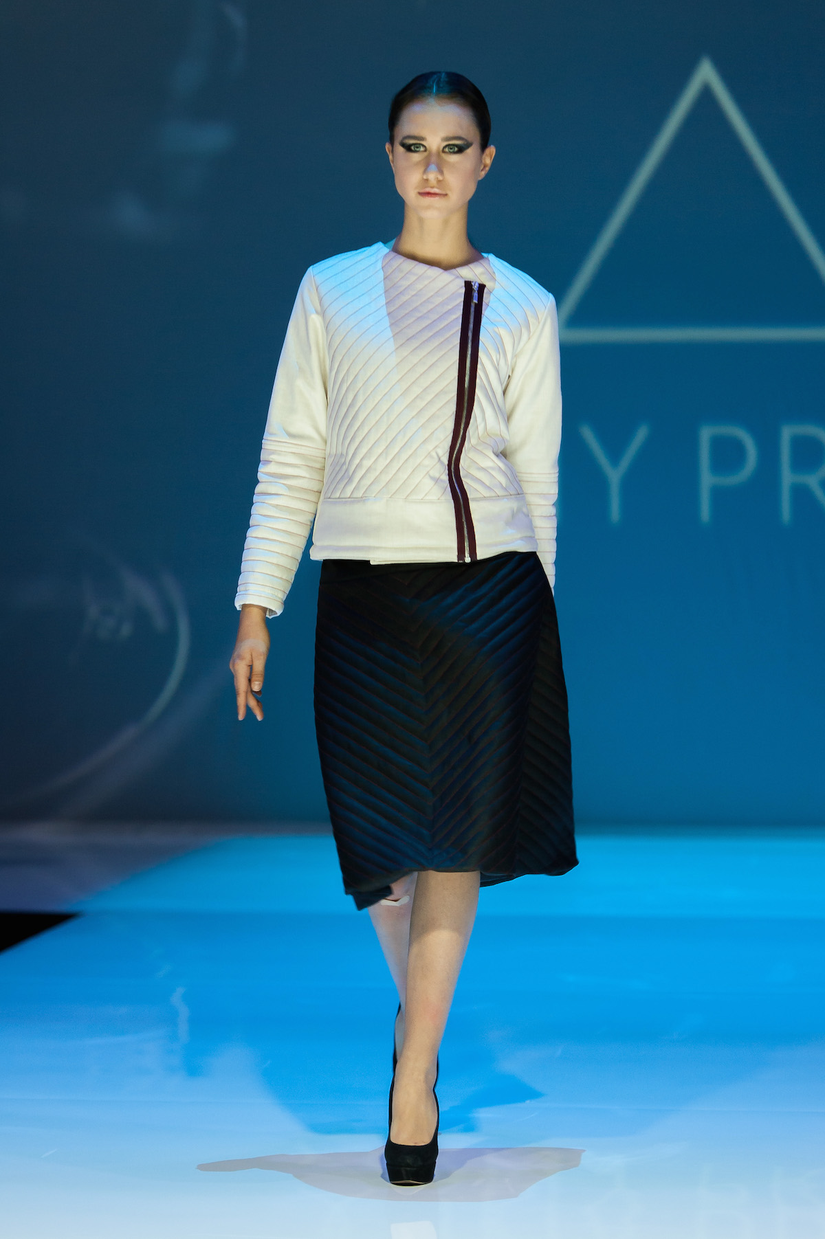 ARNY PRAHT – Spring/Summer 2016