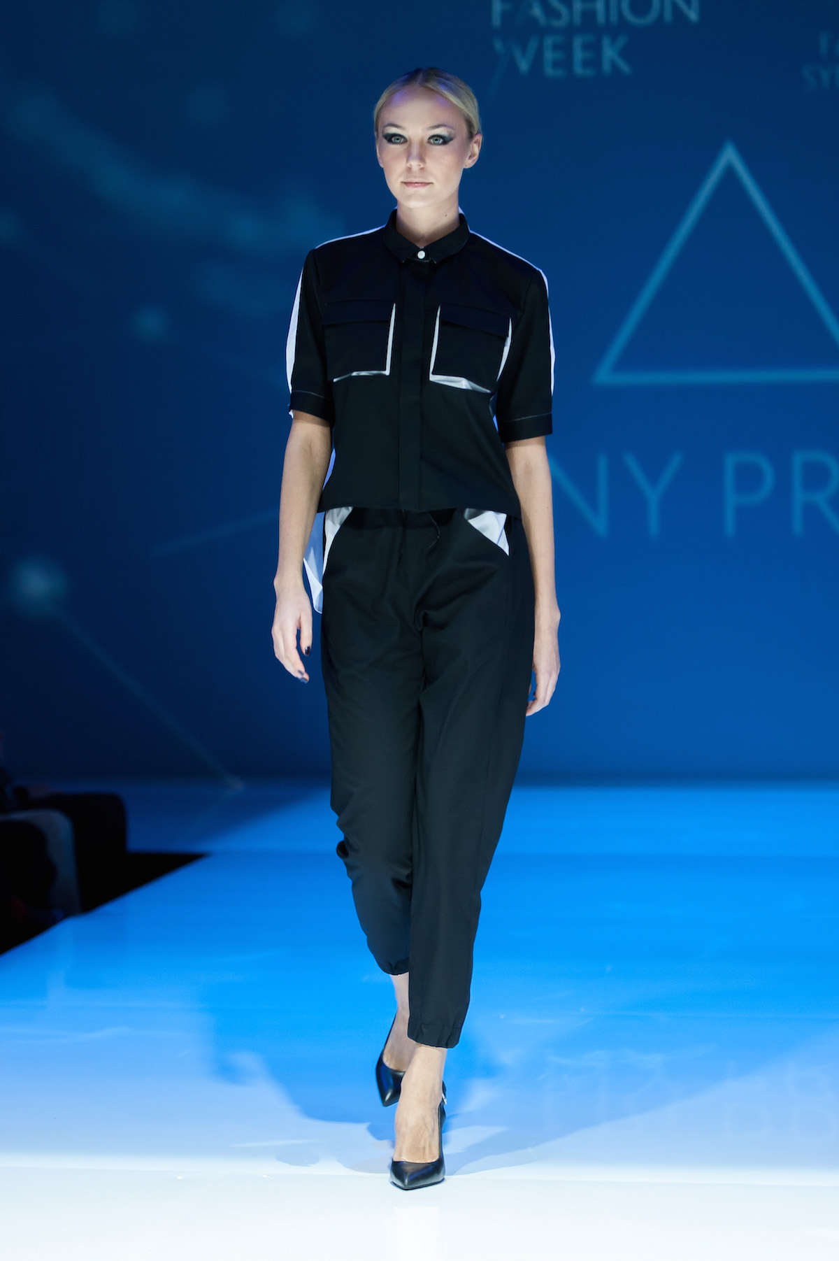 ARNY PRAHT – Spring/Summer 2016