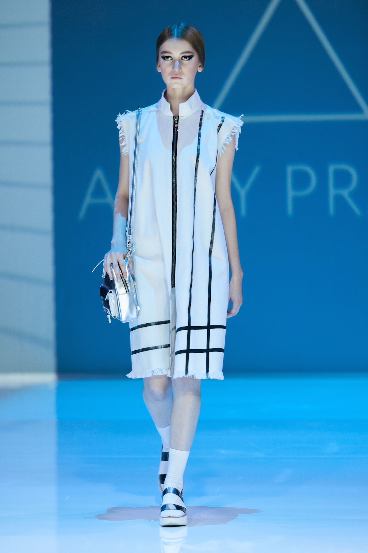 ARNY PRAHT – Spring/Summer 2016