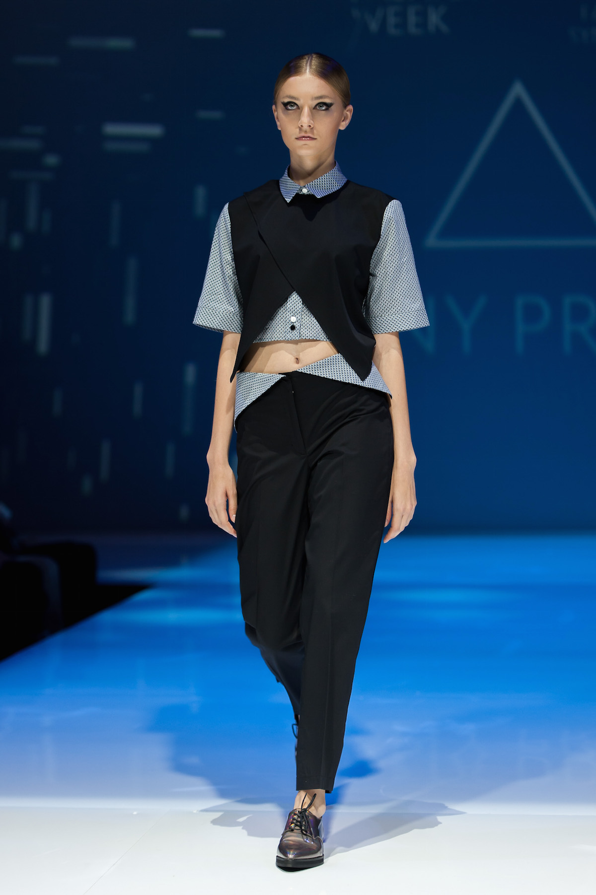 ARNY PRAHT – Spring/Summer 2016