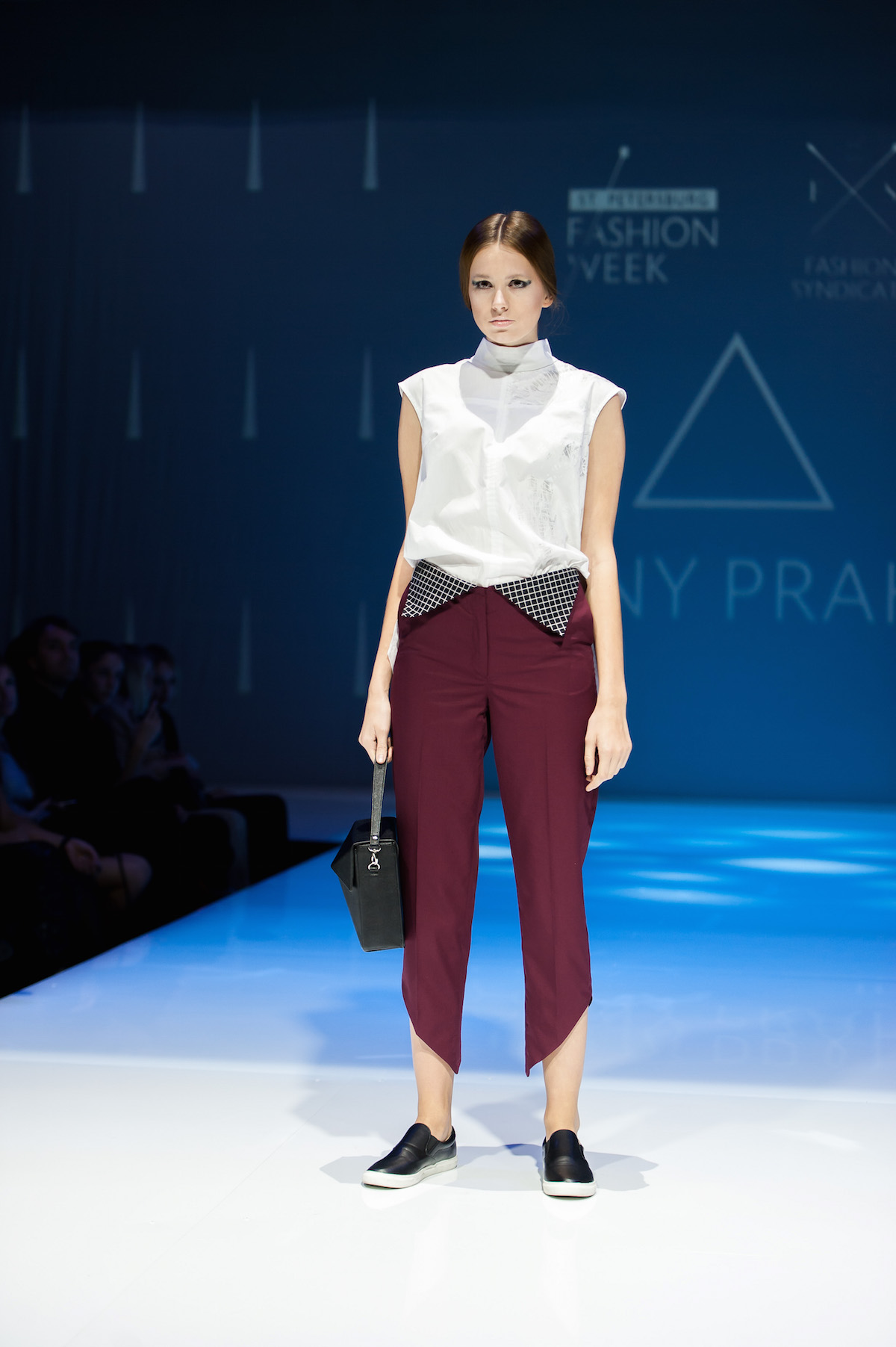 ARNY PRAHT – Spring/Summer 2016