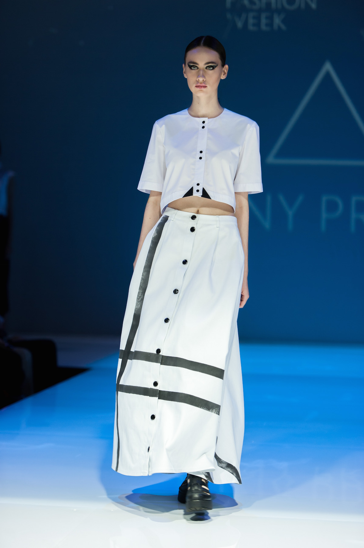 ARNY PRAHT – Spring/Summer 2016