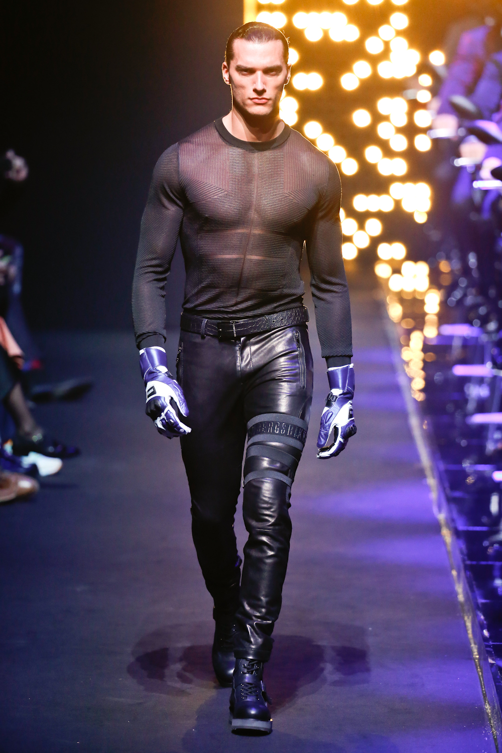 DIRK BIKKEMBERGS -  Fall Winter 2016/17