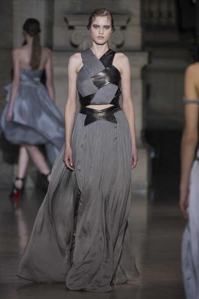 YIQING YIN - Spring/Summer 2016