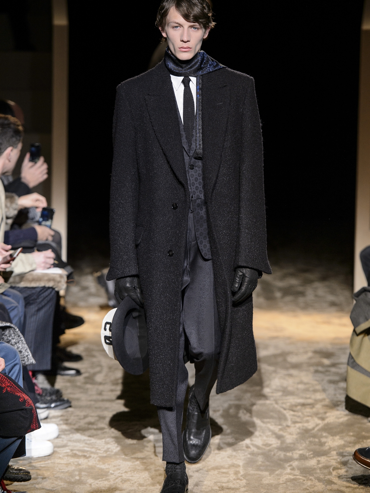 ERMENEGILDO ZEGNA FALL/WINTER 2016-2017