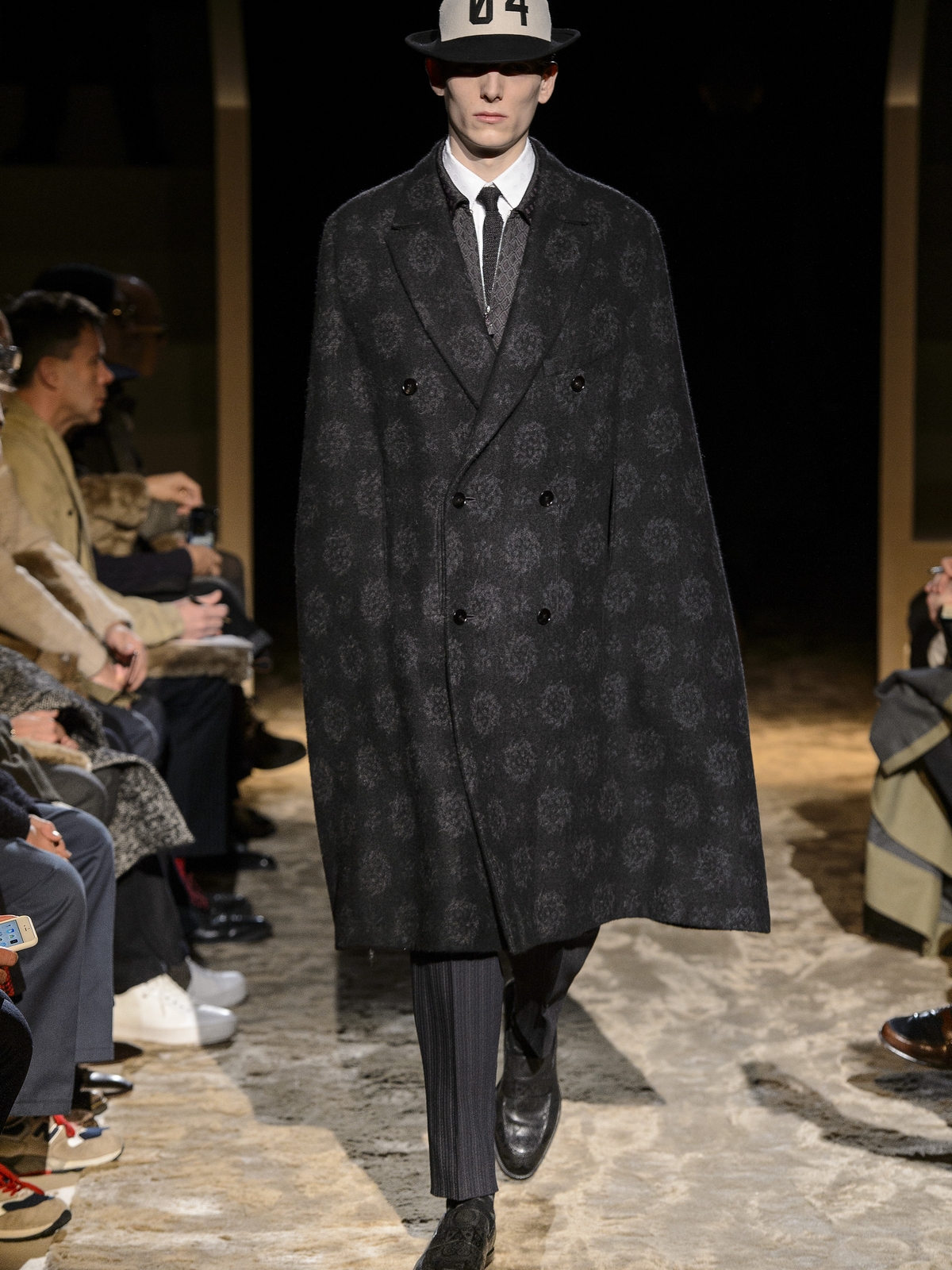 ERMENEGILDO ZEGNA FALL/WINTER 2016-2017