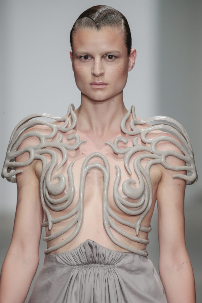 LINDA FRIESEN AT THE 2015 FASHIONCLASH