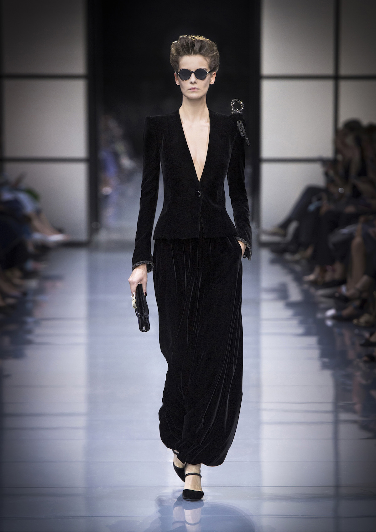 ARMANI PRIVE HAUTE COUTURE - Fall Winter 2016