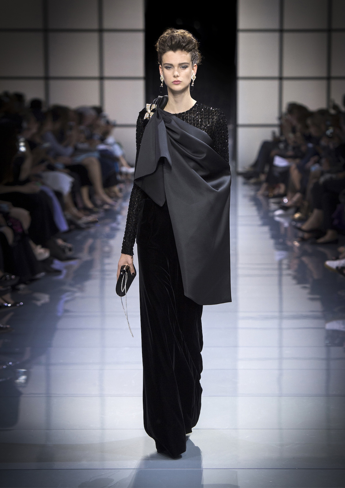 ARMANI PRIVE HAUTE COUTURE - Fall Winter 2016