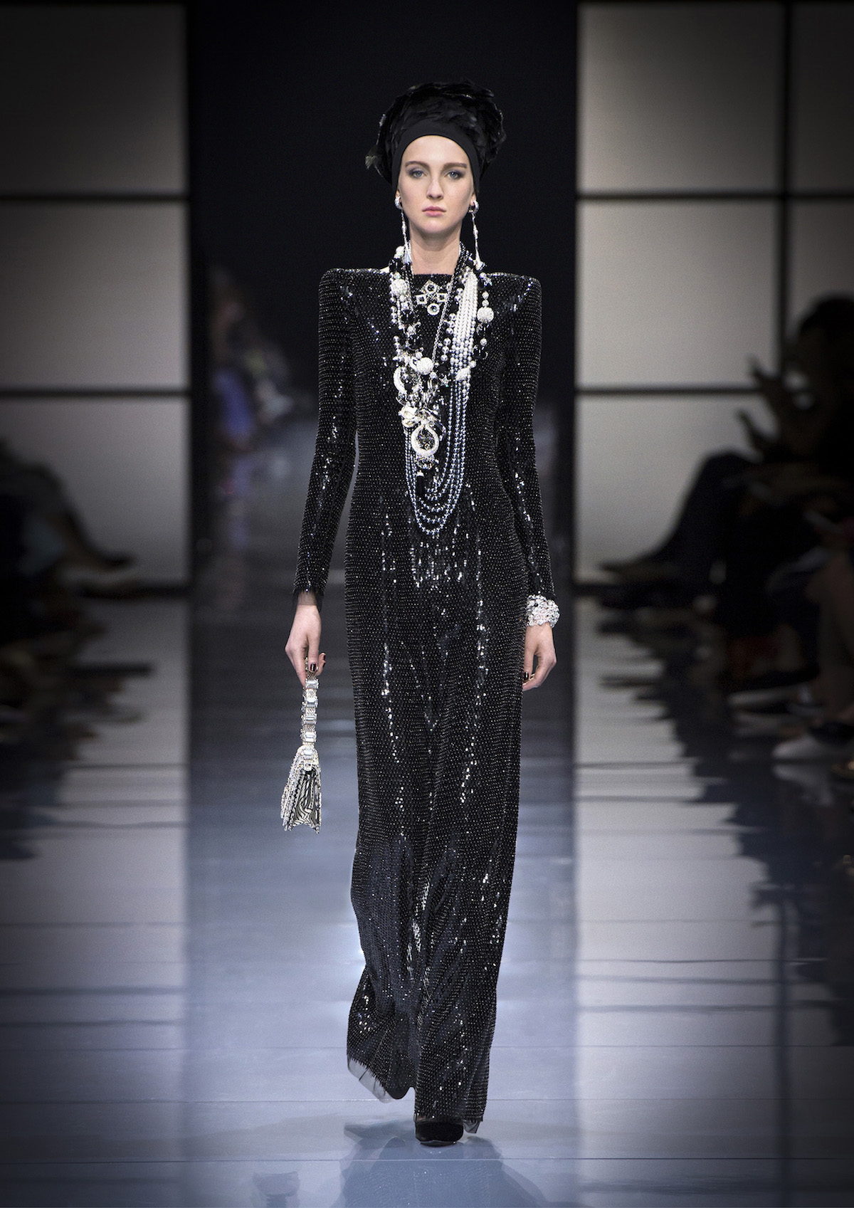 ARMANI PRIVE HAUTE COUTURE - Fall Winter 2016