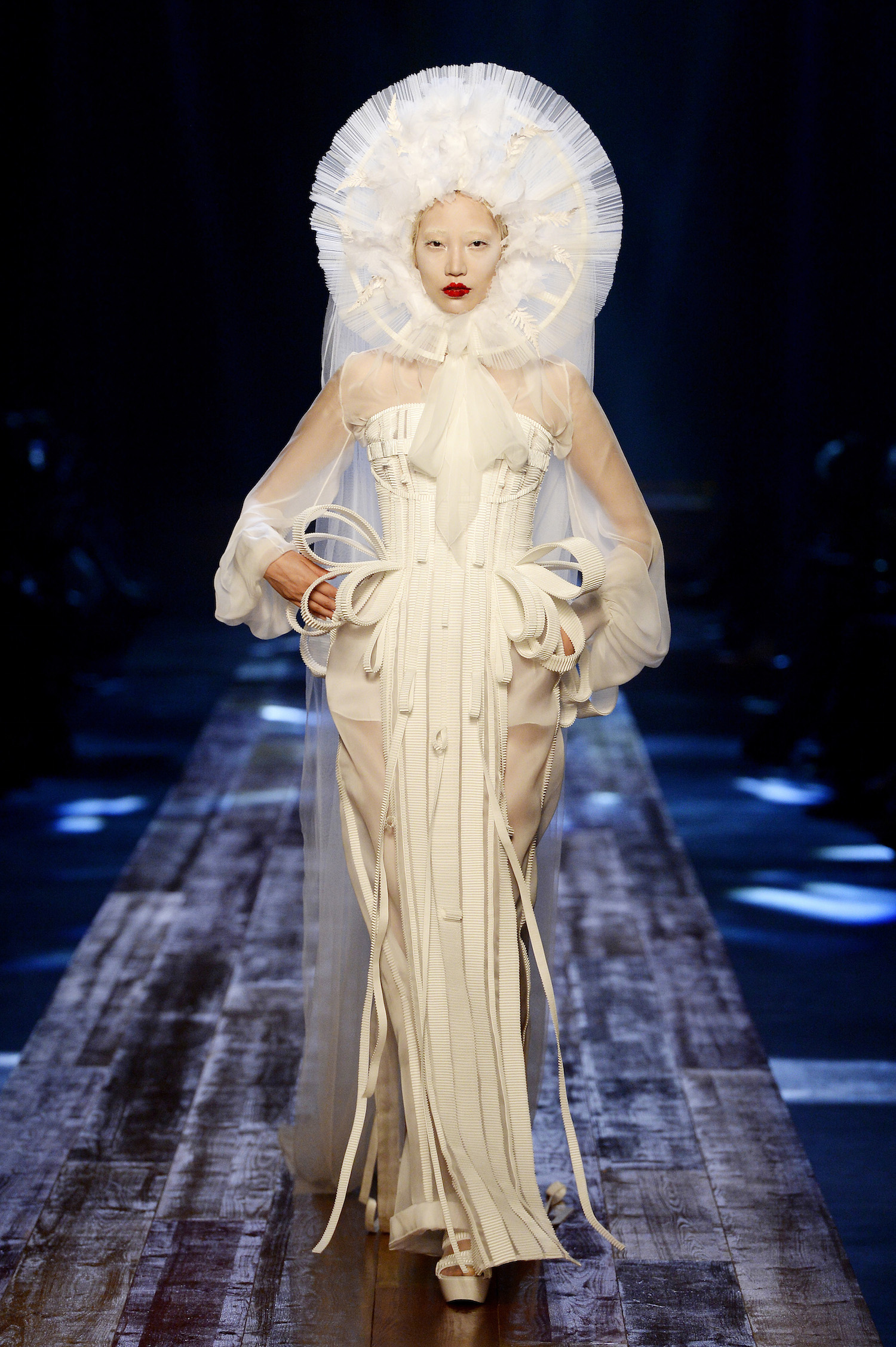 JEAN-PAUL GAULTIER HAUTE COUTURE - Fall Winter 2016/17