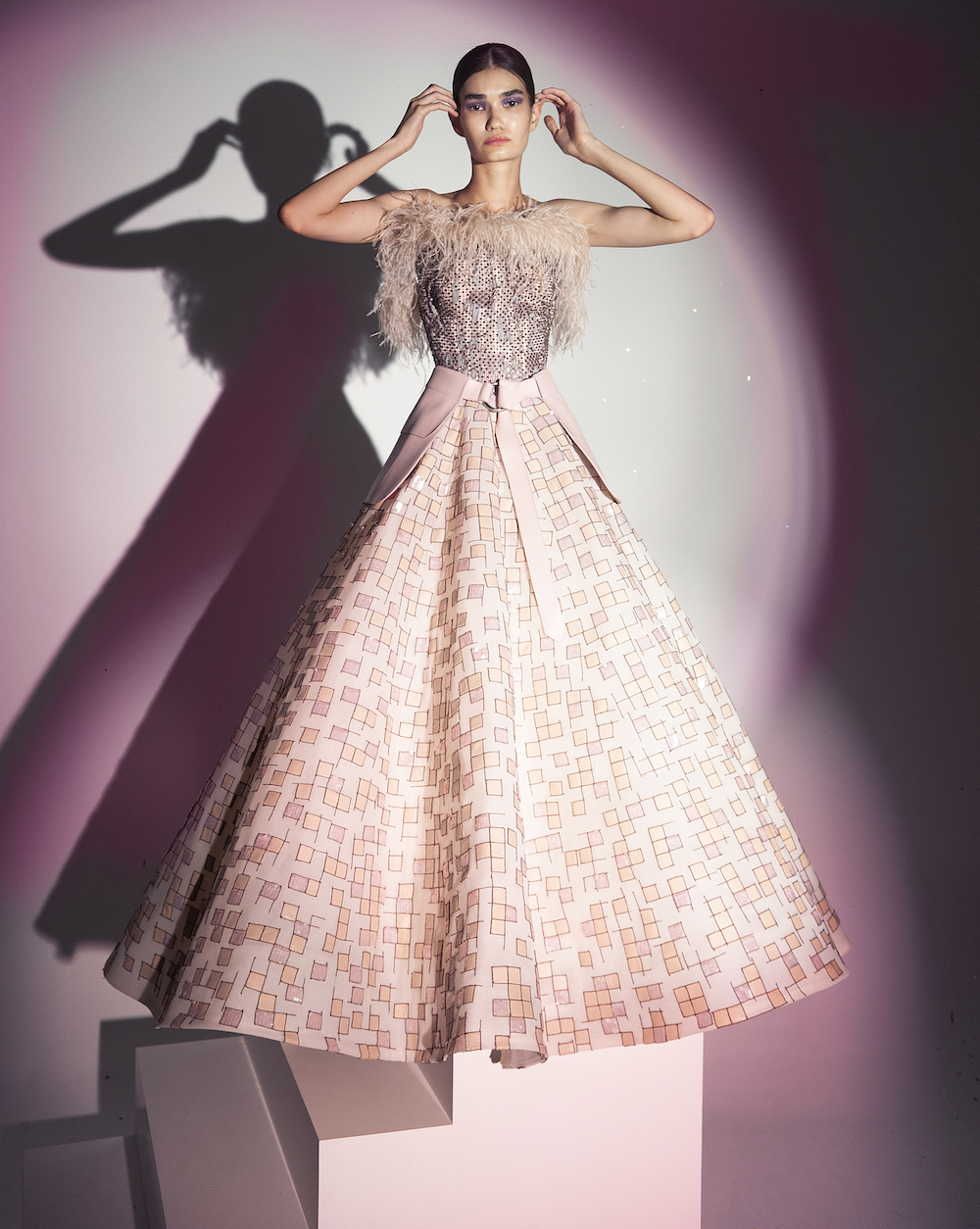 FW19-21 Light Pink Ball Gown With Squares Embellishements Of Leather ...